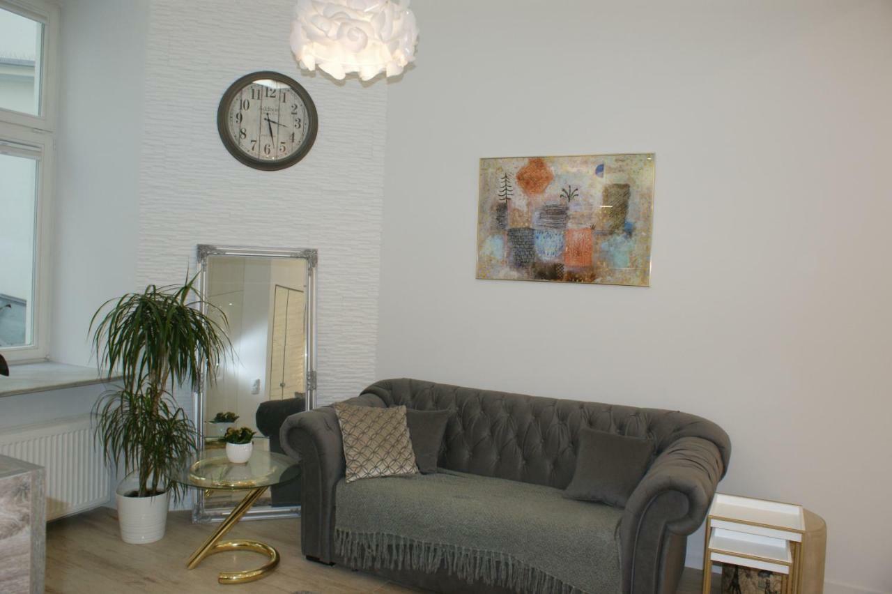 Lovely Apartment- Poznanska 16 Варшава Экстерьер фото